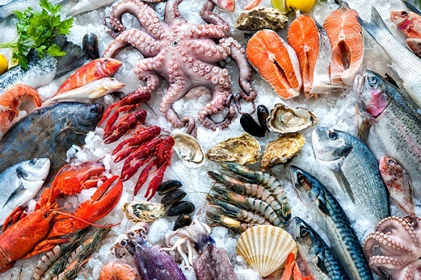 Ejempos de alimentos naturales, mariscos y pescados