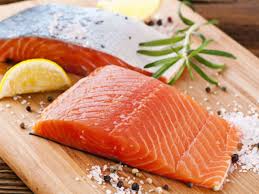 Salmón. 25 ejemplos de pescados grasos
