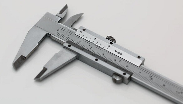 calibrador pie de rey ejemplos de herramientas de medicion
