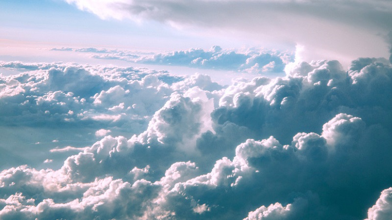 ejemplos de condensacion del agua, las nubes